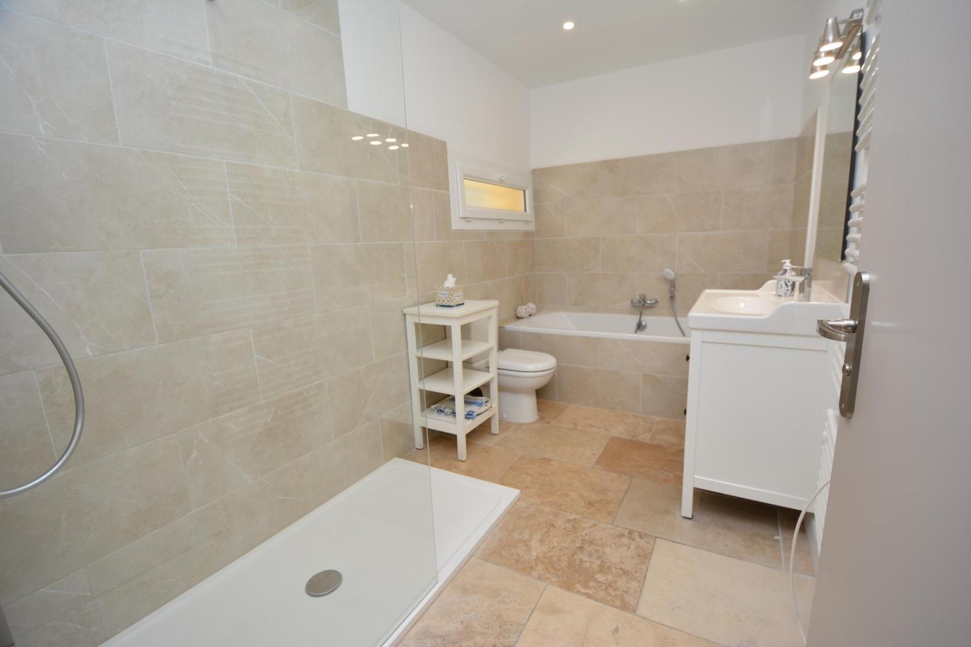 Villa In Comps With Private Pool And Airco Exteriör bild
